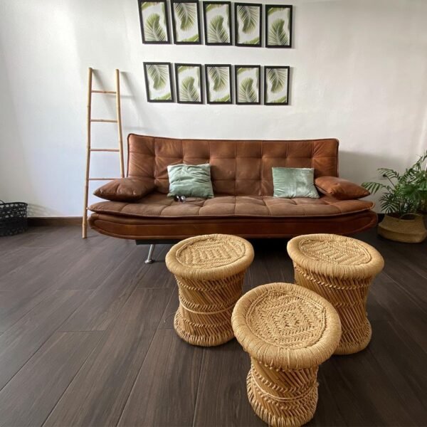 548d04b263e24f8085f1d2849e1ef53a.jpg Piso Vinílico LVT Para Pegar Cacao Puro 2mm