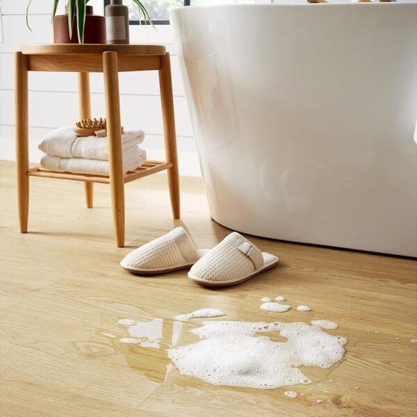 9c602f14ce314b93a2b6b64d4e3a0472.jpg Piso Vinílico SPC Click Roble Atrani SP016 5mm con manta