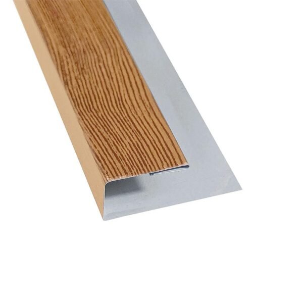 Perfil de inicio y terminación Siding Metálico A001